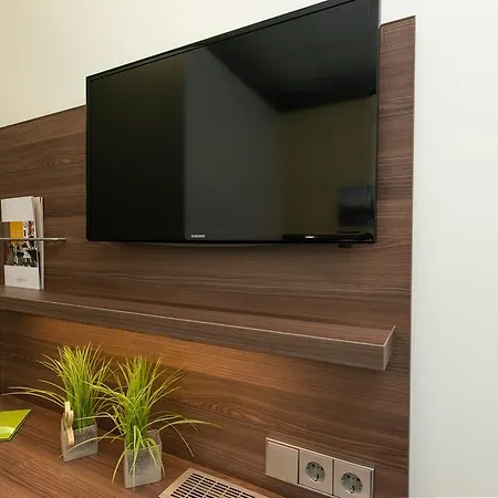 Trip Goethe Conference Hotel 3*