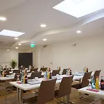 Trip Goethe Conference ホテル 3*